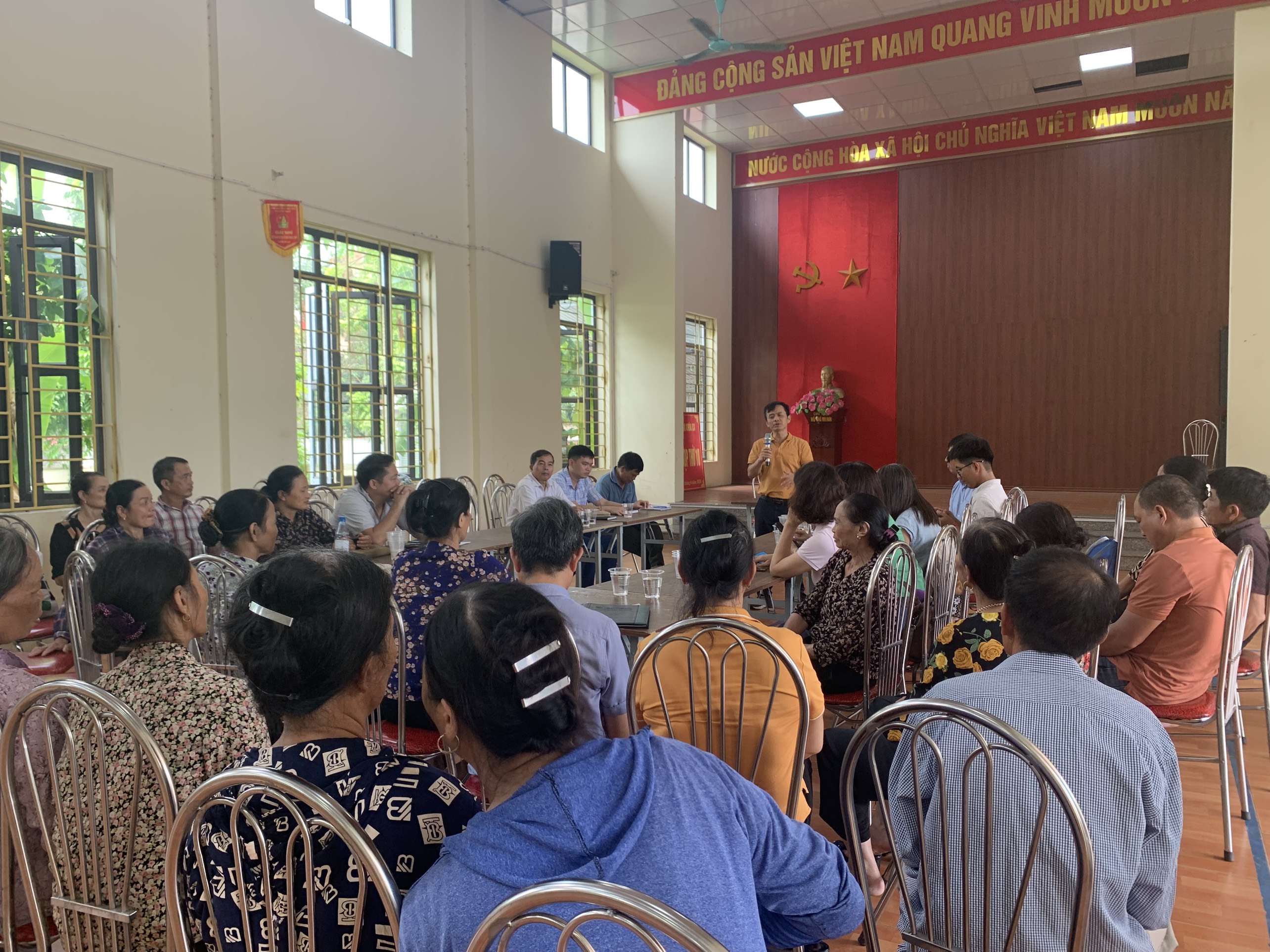 Tập huấn cho nông dân các liên nhóm về Nông nghiệp tự nhiên và hướng dẫn cách ủ phân xanh 7