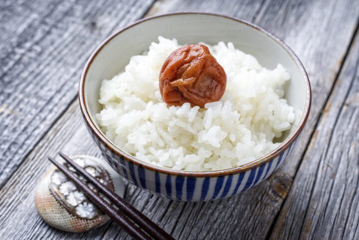 Vì sao người Nhật hay ăn cơm nguội để qua đêm vẫn rất khỏe?